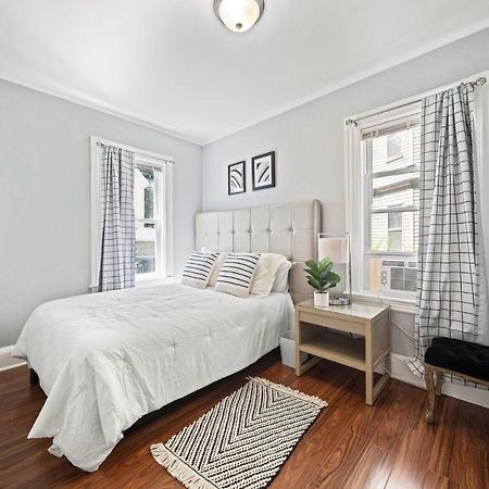 Cozy Up In 5Br Apt Near Charming Oak Square Boston Buitenkant foto