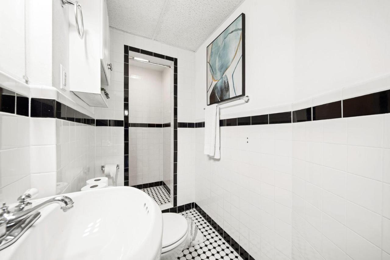 Cozy Up In 5Br Apt Near Charming Oak Square Boston Buitenkant foto