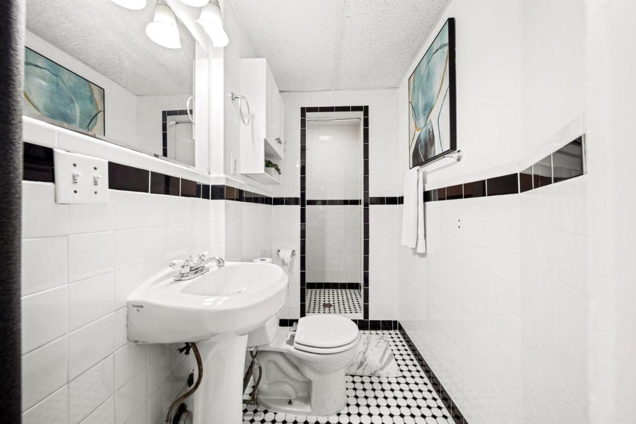 Cozy Up In 5Br Apt Near Charming Oak Square Boston Buitenkant foto