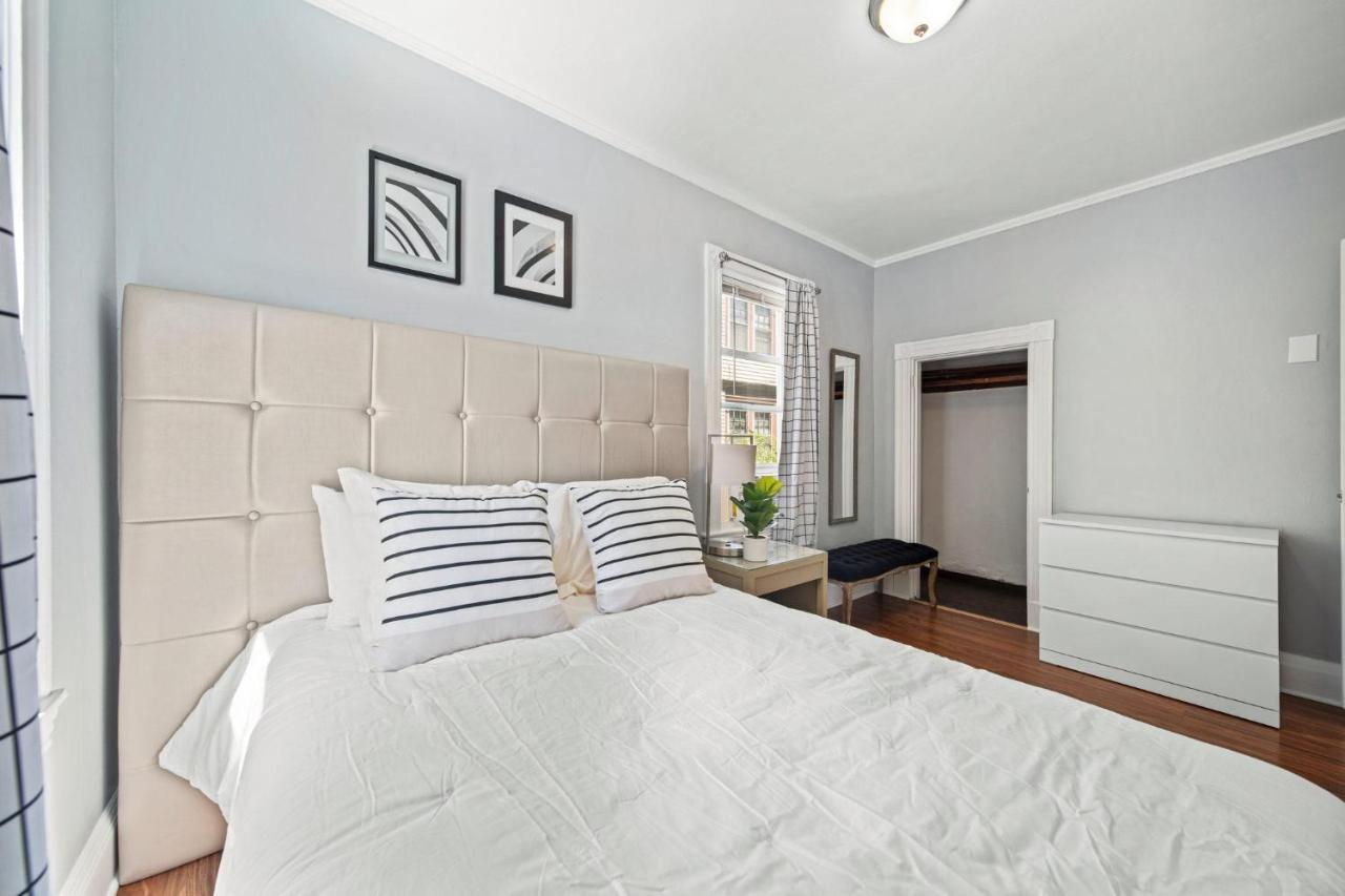 Cozy Up In 5Br Apt Near Charming Oak Square Boston Buitenkant foto