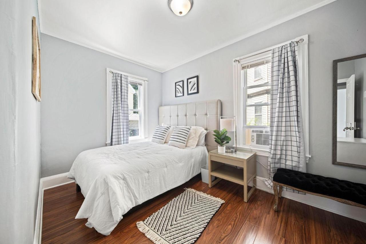 Cozy Up In 5Br Apt Near Charming Oak Square Boston Buitenkant foto