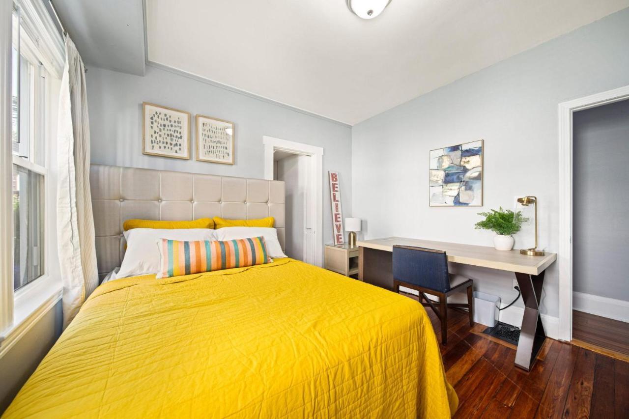 Cozy Up In 5Br Apt Near Charming Oak Square Boston Buitenkant foto